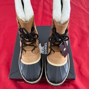 ❄️❄️Men Sorel Buff and Black Caribou Boots “NEW”❄️❄️